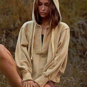 FREE PEOPLE FUNKY SWEATSHIRT NWOT